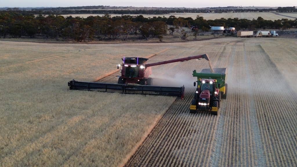 b84c76ea-8b84-4f90-9b70-13643197a9e0