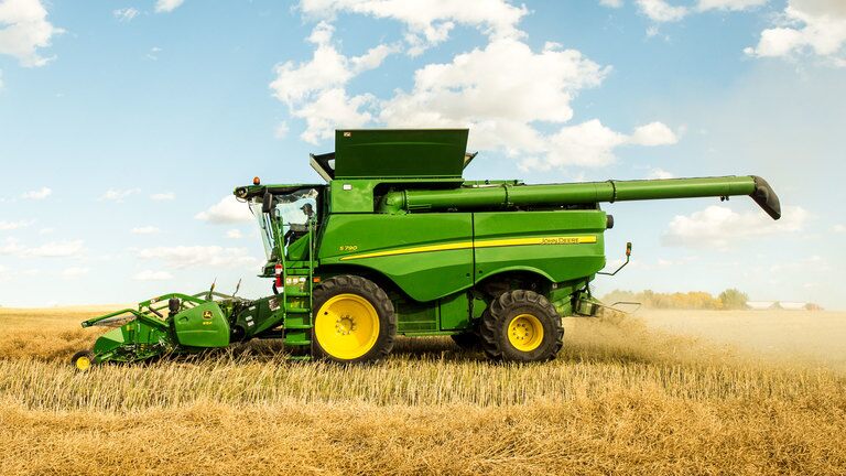 john-deere-S790